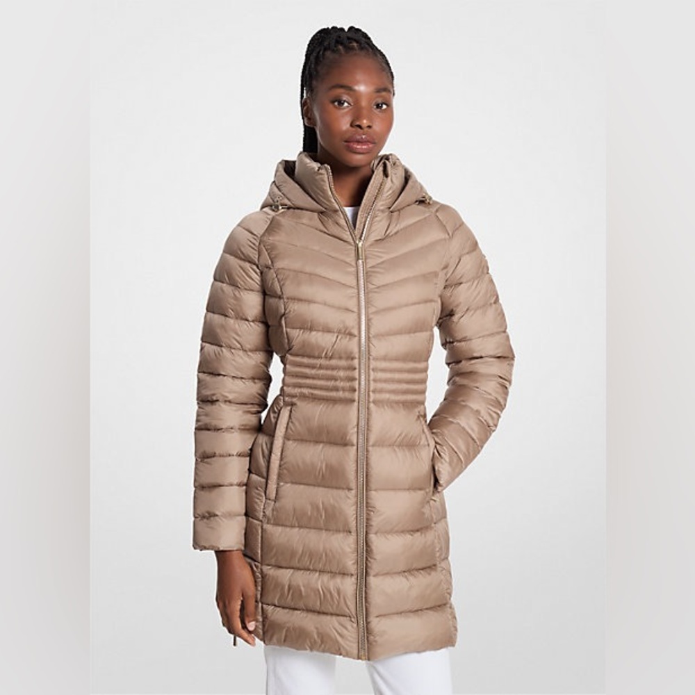 🎉🥳Host pick 🎉🥳Michael Kors Quilted Nylon Puffer Coat size S NWT